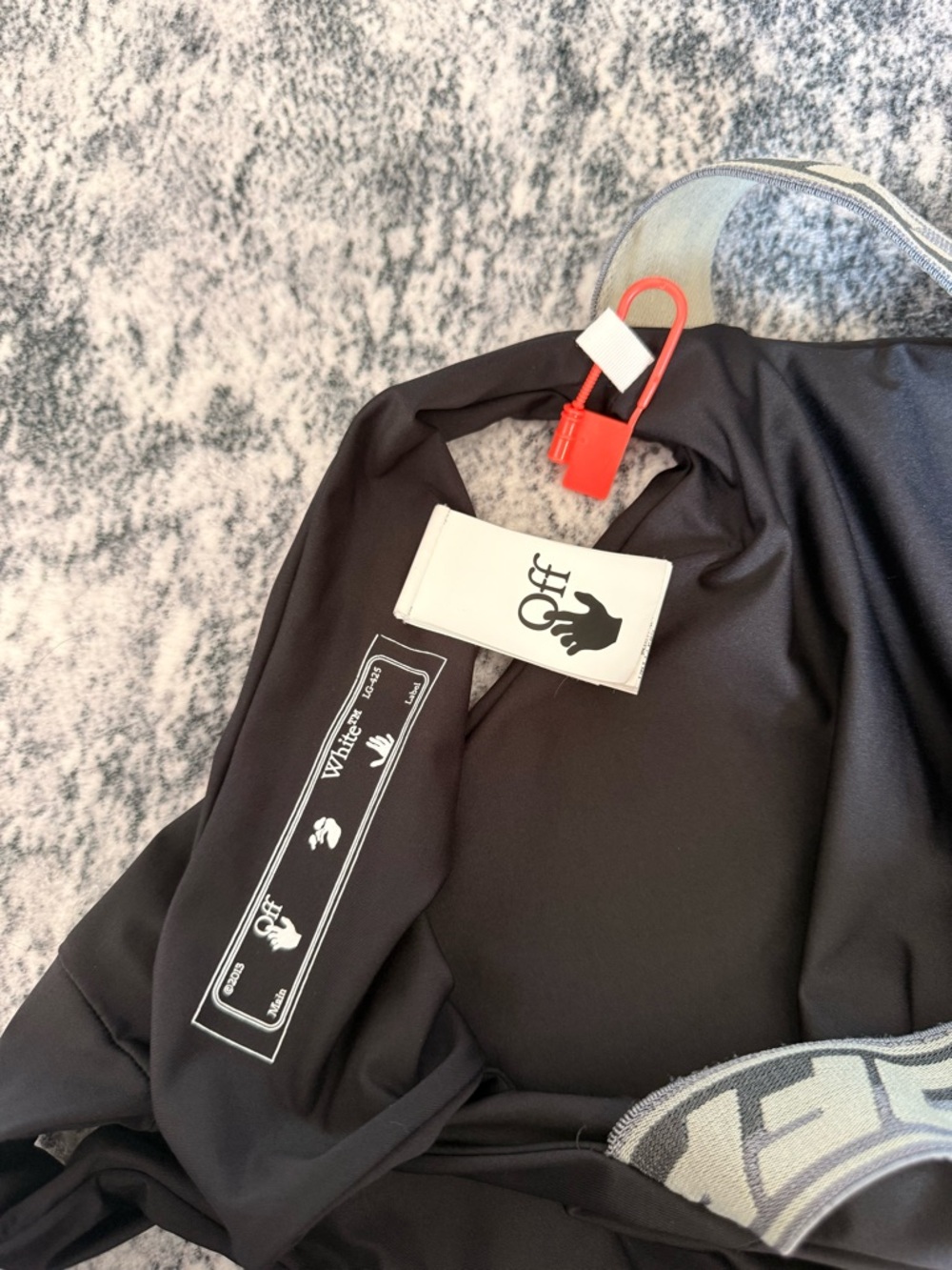 Off-White One Piece - Picture 4 of 5